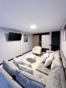 Departamento frente al tranvía