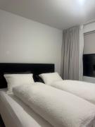 Minimalistic, Flat, Kópavogur