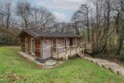 8 Streamside 8 Streamside