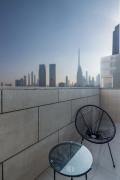 Silkhaus large modern studio with Burj Khalifa view