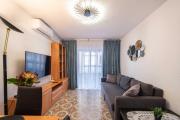 Calle Helsinki 23, Apartment with 2 bedrooms , 200 meters from Los Locos beach