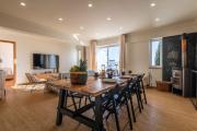 Montechoro Sea View 3 Bedroom Apartment 800m from the Strip