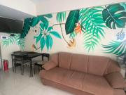 One Palm Tree Villas Studio w fast WiFi, across from NAIA Terminal 3