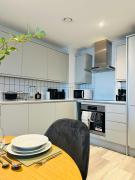 Modern Central Birmingham 2 Bed Apartment Modern Central Birmingham 2 Bed Apartment