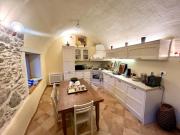 Cottage by the pool with stunning lake view