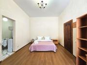 Однокімнатна квартира біля ЦУМу в центрі Полтави Документи для відряджень Безконтатне заселення 24-7