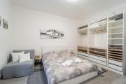 GuestHost - San Giacomo District Modern Apartment