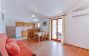 Lovely Apartment In Kustici With Wifi