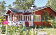 Cozy Home In Djurhamn With Wifi