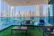 Luxury 3 bedroom with Stunning Full Marina View in Dubai