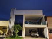 Casa Top em Condomínio