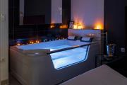 PLAN Deluxe - Romantic Excape with Whirpool Tub Niš, centar, FREE parking PLAN Deluxe - Romantic Excape with Whirpool Tub Niš, centar, FREE parking
