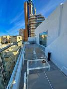 Paceville - Penthouse - HOT TUB & SEA VIEW ROOF
