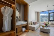 Top Shangri-La