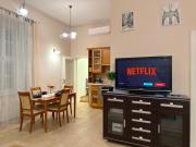 Heart of the City Cozy Corner with AC & Parking Included