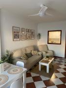 Coqueto apartamento céntrico con terraza y parking