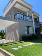 Confortável Casa no Centro Conectada à Natureza