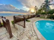 Spacious apartment beach access