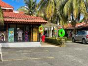 Spacious apartment beach access