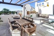 Aldea Blanca, Puerto Banus with Sea view