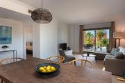 Bright 3-Bedroom with Sunset Views Bright 3-Bedroom with Sunset Views