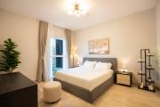 Ferrari World & SeaWorld - Luxe 2BHK Canal View