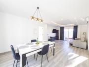 Cubos Luna Town Center Apartment