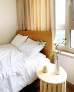 Modern 2 Bedroom 2 Bed 1-Bathroom Apartment for Rent in Gangnam Seou