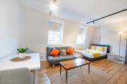 Modern Cosy Serviced Apartments Walk to Angel Station, 02 Academy Islington, Kings Cross Station