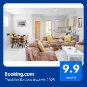 Spacious & Relaxing Home with Free Parking