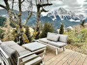 Gstaad Paradise View Chalet with Jacuzzi