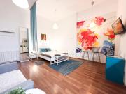 Charming Central Studio Apt - Floras Room Charming Central Studio Apt - Floras Room