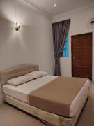 Top Kampung Teluk Kemang