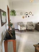 Casa até 6 pessoas, 4 colchoes, 1 cama queen, 2 banheiros