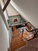 Design Studio in Hinterhof-Remise