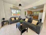 Villa Scarlett, Ayia Thekla