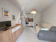 Super rez de jardin, parking, internet