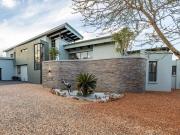 Ingwenkala Luxury Safari Lodge