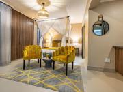 Ingwenkala Luxury Safari Lodge