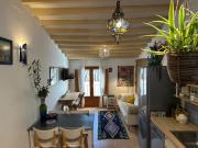 Oldtown family house with amazing terrace - 3 minutes from beach!