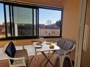 KO T2 avec grand balcon filant, Wifi, Clim à 4 min Remparts