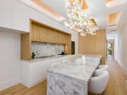 Stunning 5-bedrooms Townhouse in an Paddington