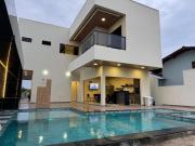 Casa aconchegante com piscina