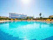 Oasis Park Apartment with shared pool Oasis Park Apartment with shared pool