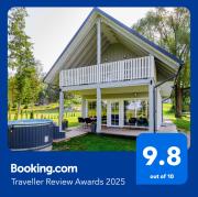 Namelis ant ežero kranto "Giliaus Elingas"