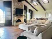 Beautiful room in shared home