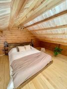 Mountain Eco Shelter 6