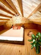 Mountain Eco Shelter 8