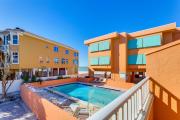 Steps to Beach Bradenton Beach Condo with Deck