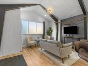 Lawrenceville Central !1 Modern and Cozy One Bedroom Apartment with Free Street Parking